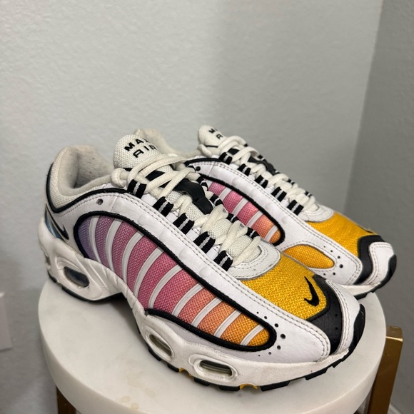 Nike Shoes - Nike Air Max Tailwind 4 Women’s Sneakers – Size 6.5 (White)
